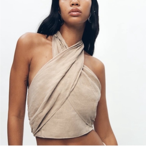 NWT ZARA 100% LINEN Halter Crop Top SIZE XS
🚨FIRM PRICE - Picture 4 of 15